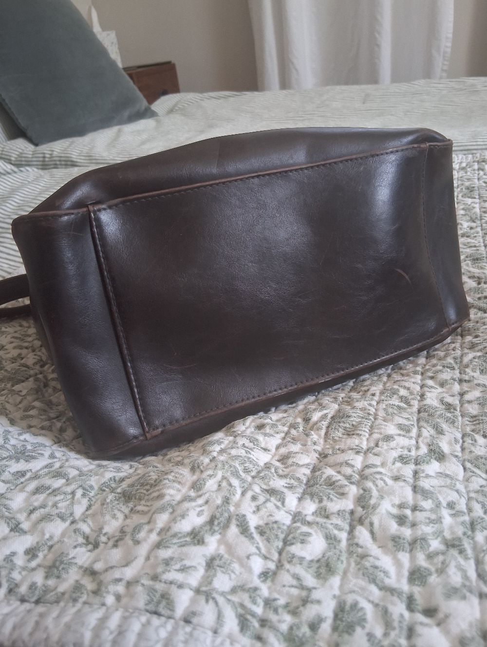 Liz Cliborne First Issue Brown Purse - Picture 9 of 9